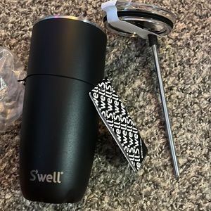 S’well 24oz Stainless Steel Tumbler with lid and reusable metal straw